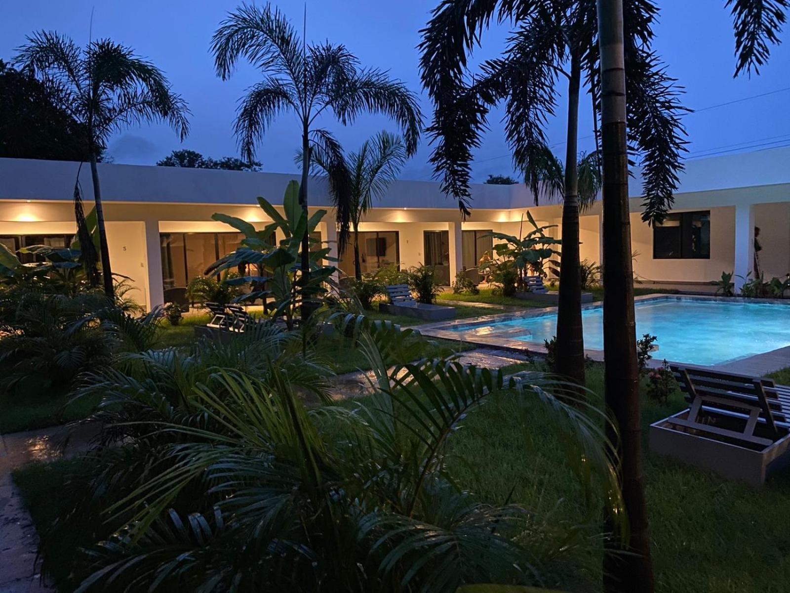Hotel Good Life Coco Bagian luar foto